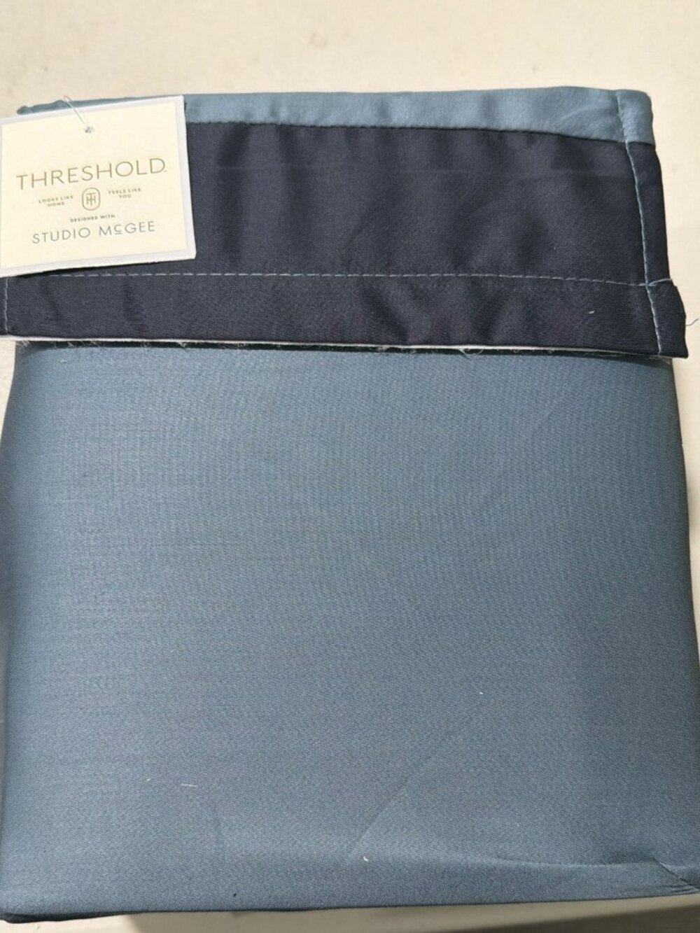 New Threshold Blue Queen Sheet Set Contrast Border 100% Cotton Studio McGee - Picture 2 of 3